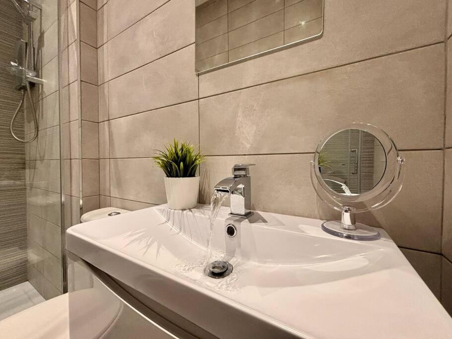 Teds Apartments-Town Centre-Apt1 Blackpool Ngoại thất bức ảnh